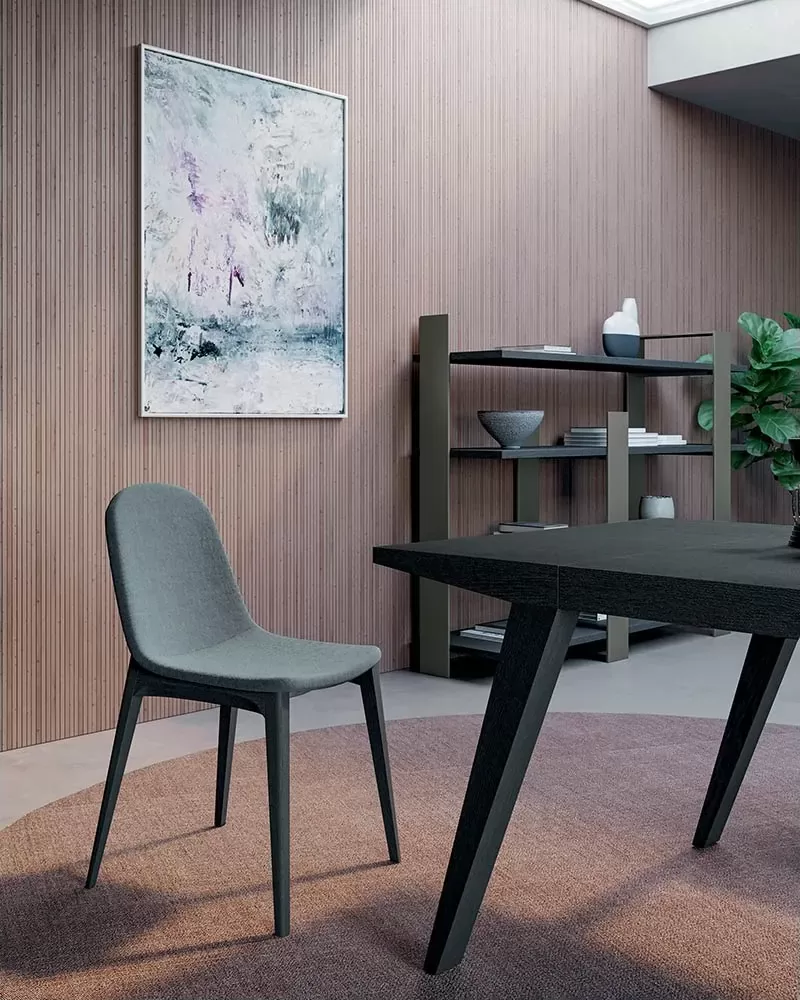 Hull Dining Chair by Dall'Agnese, designer dining chair in a hard leather shell