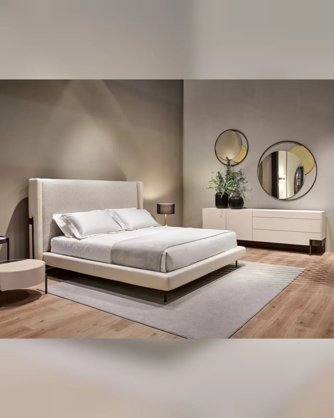 Circe Mirror by Cantori, round mirror