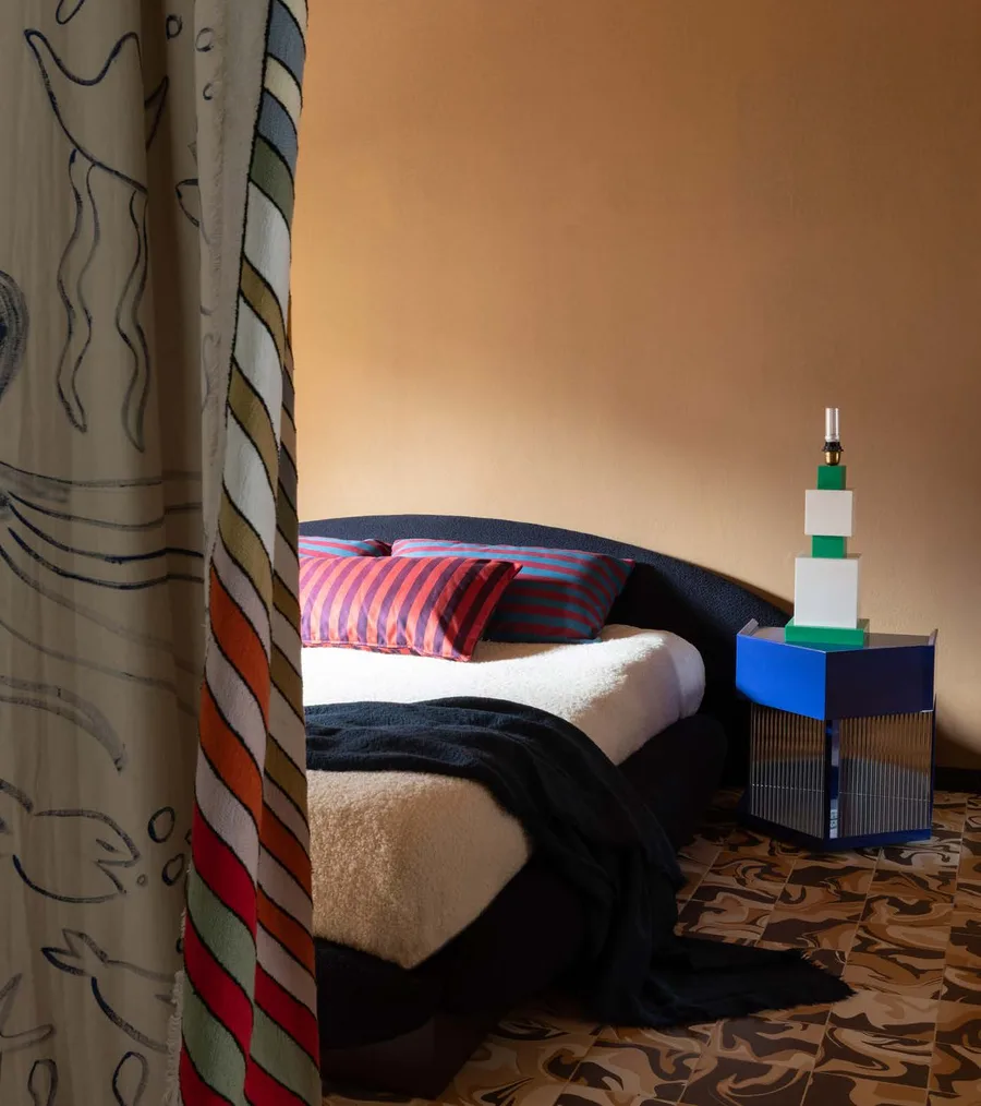 Rom-eo bed by Softhouse, luxury upholstered bed