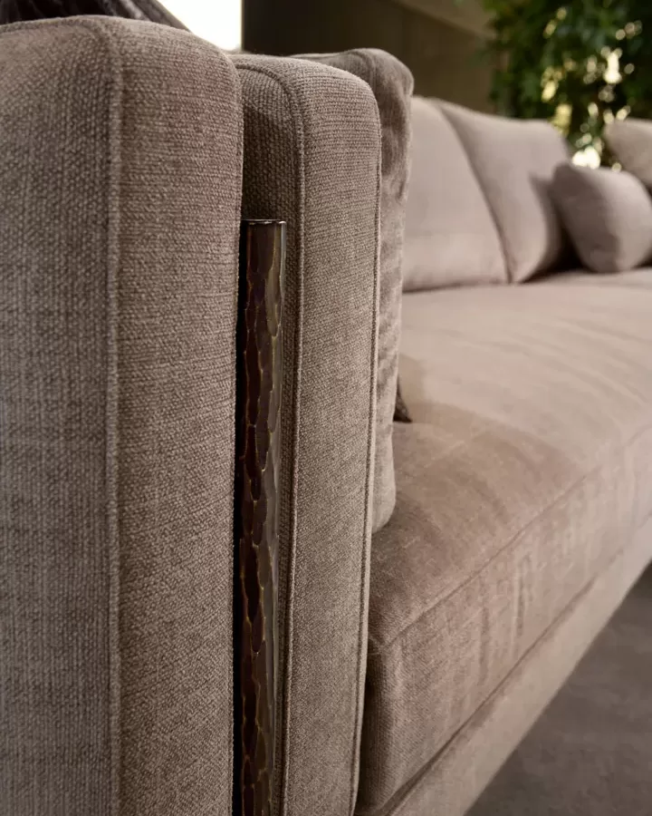 Shanghai luxury corner sofa by Cantori with chaise longue, 320 cm wide, in a high-end Italian living room