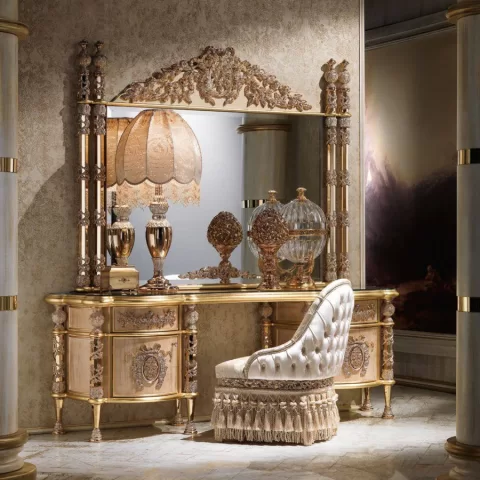 Royal Armchair with Metal Decoration RY005