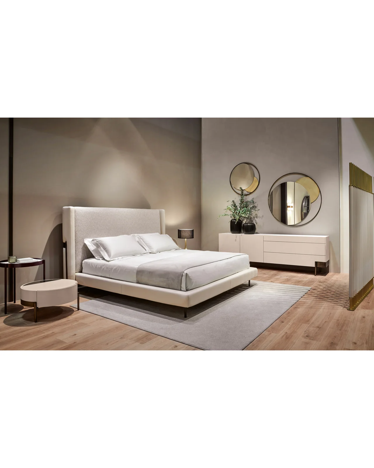 Circe Mirror by Cantori, in an interior setting, photo 2 of 7