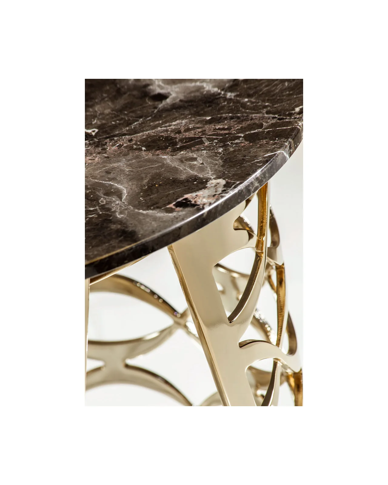 Isidoro round coffee table by Cantori, in an interior setting, photo 2 of 2