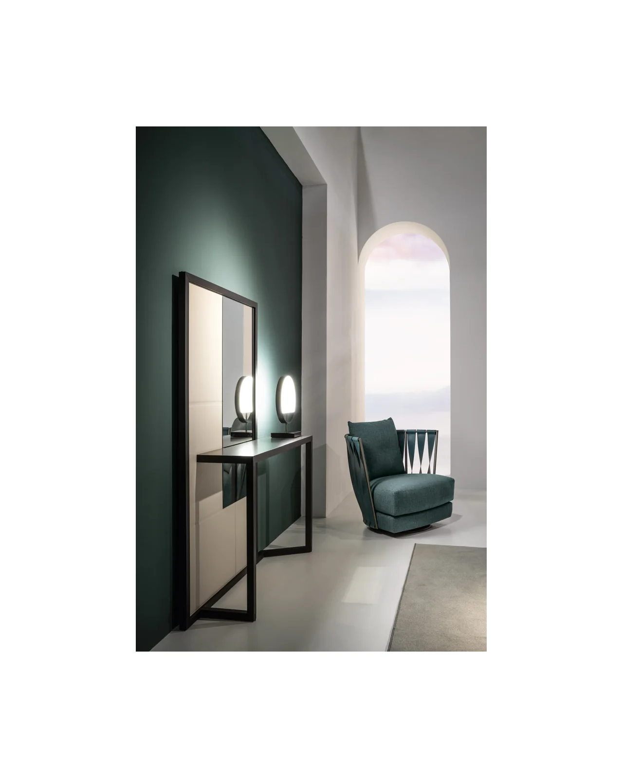 Juliet console table by Cantori, in an interior setting, photo 5 of 6