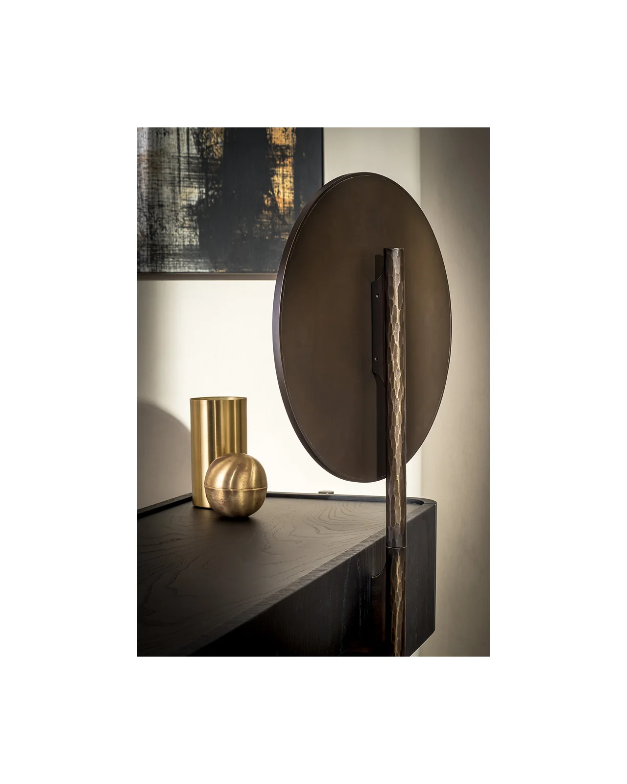 Shanghai desk and dressing table by Cantori, in an interior setting, photo 3 of 5