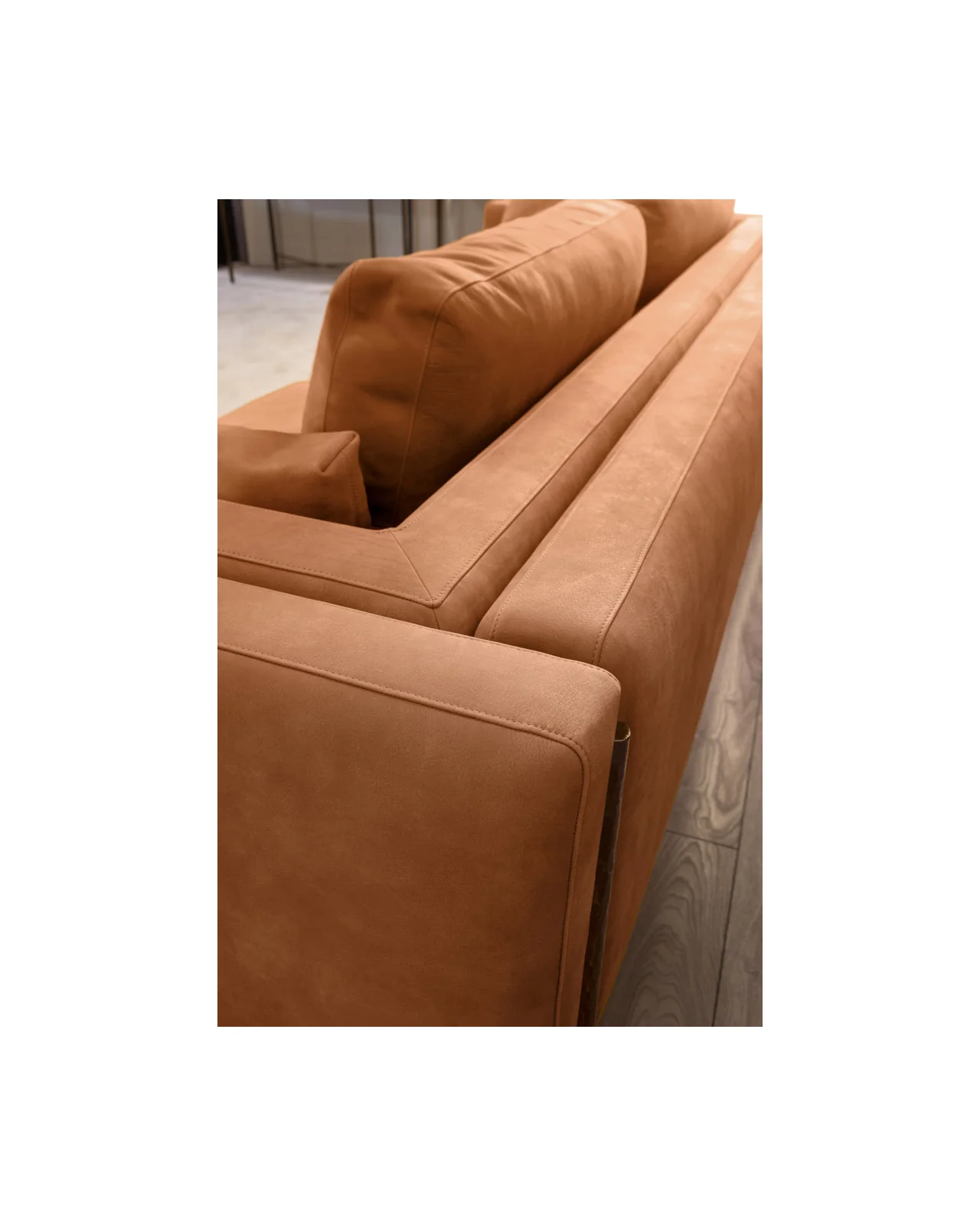 Shanghai sofa by Cantori, in an interior setting, photo 5 of 6