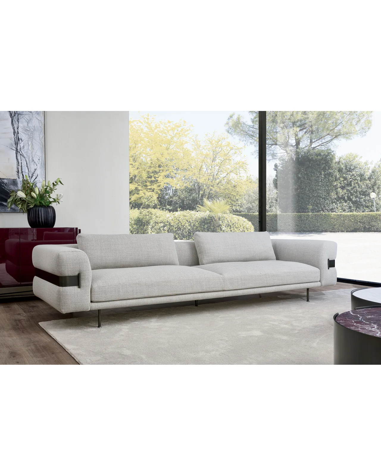 Valley modular sofa by Cantori, in an interior setting, photo 8 of 10