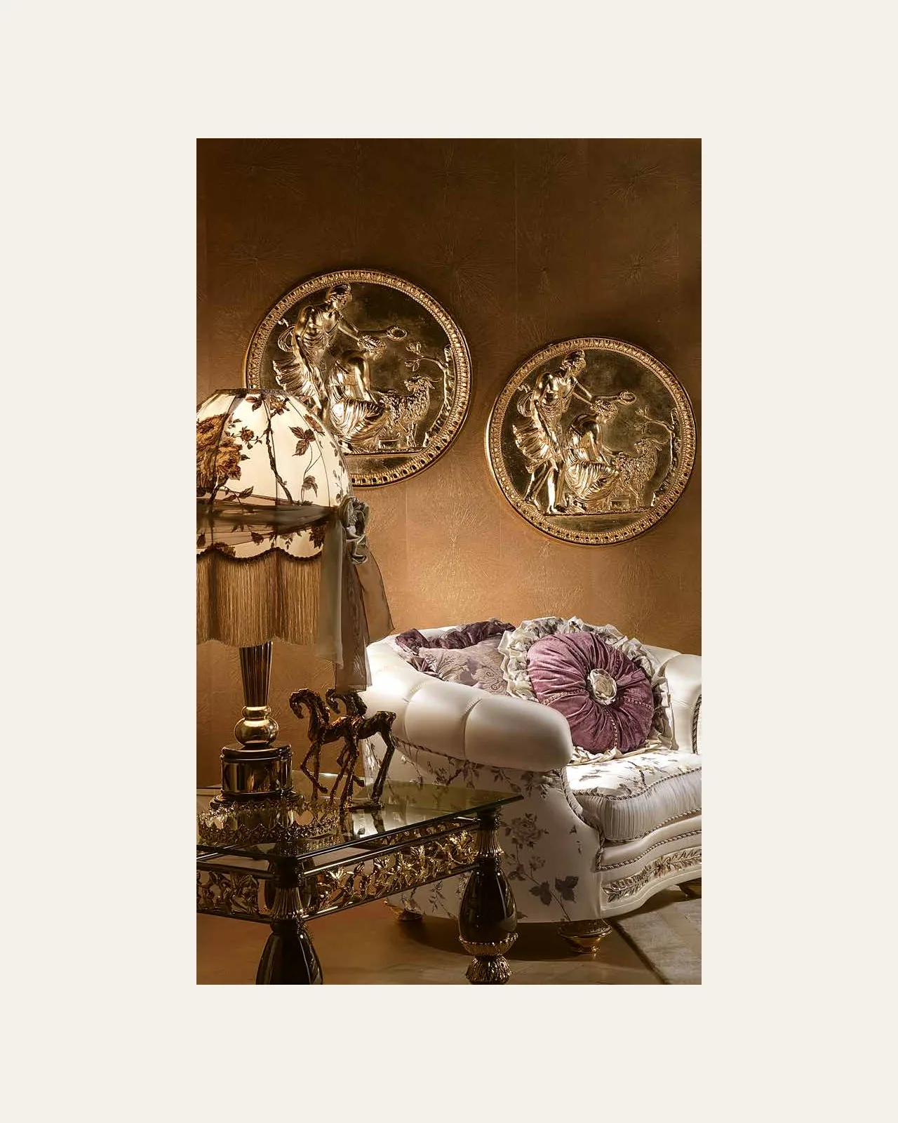 Aida Armchair AD071, Cappelletti Aida collection, classic Italian armchair in a classic living room setting, photo 4 of 6