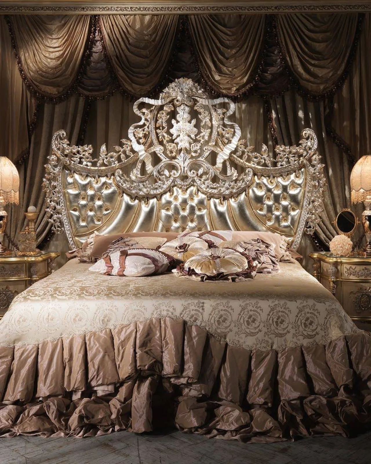 Royal Bed with Crystal Stones RY001, Cappelletti Royal collection, classic Italian bed in a classic bedroom setting, photo 1 of 4