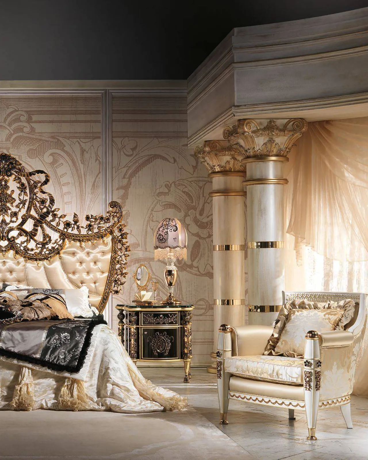 Royal Bed with Crystal Stones RY001, Cappelletti Royal collection, classic Italian bed in a classic bedroom setting, photo 3 of 4