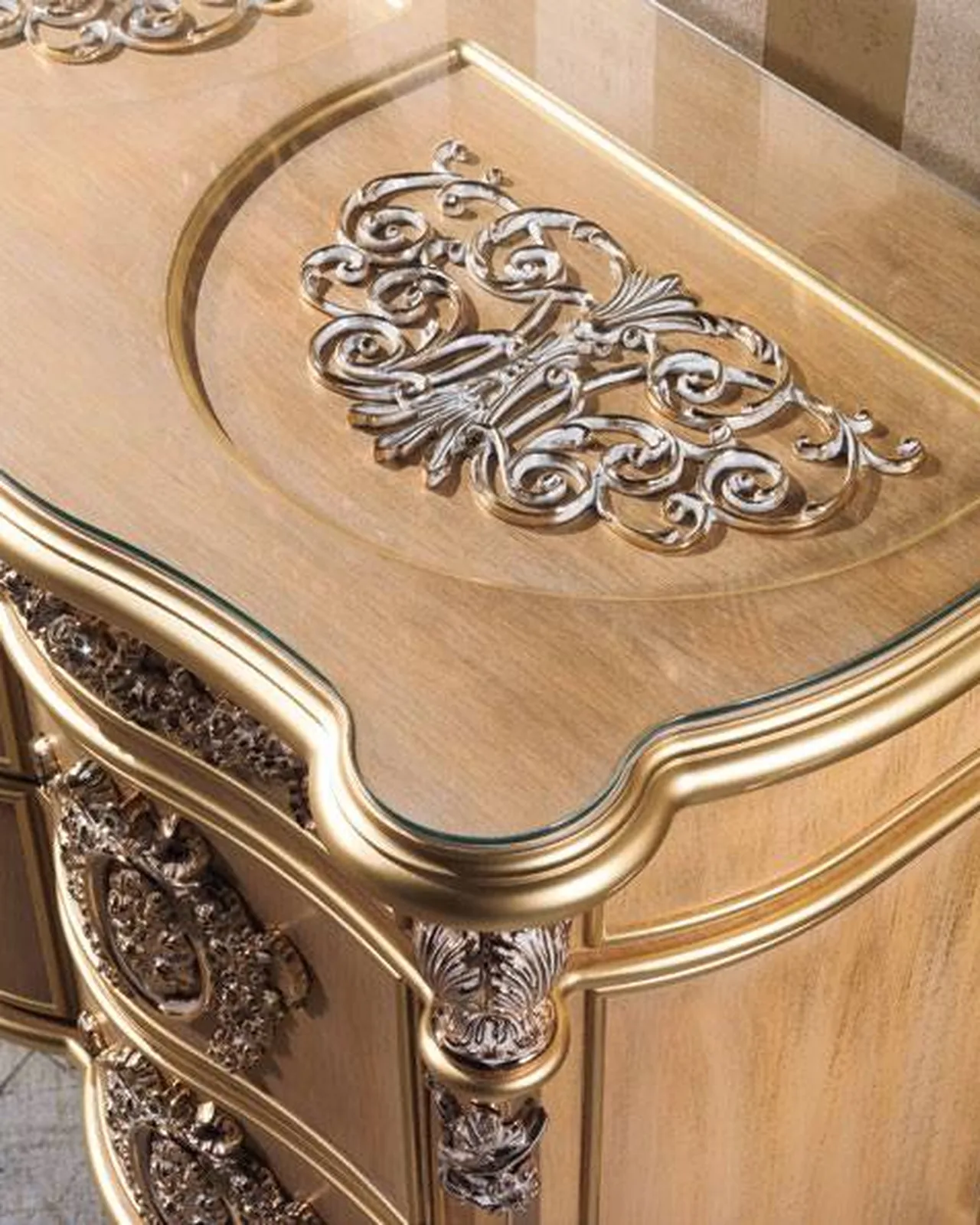 Royal Chest of Drawers RY009, Cappelletti Royal collection, classic Italian chest of drawers product view, photo 1 of 2