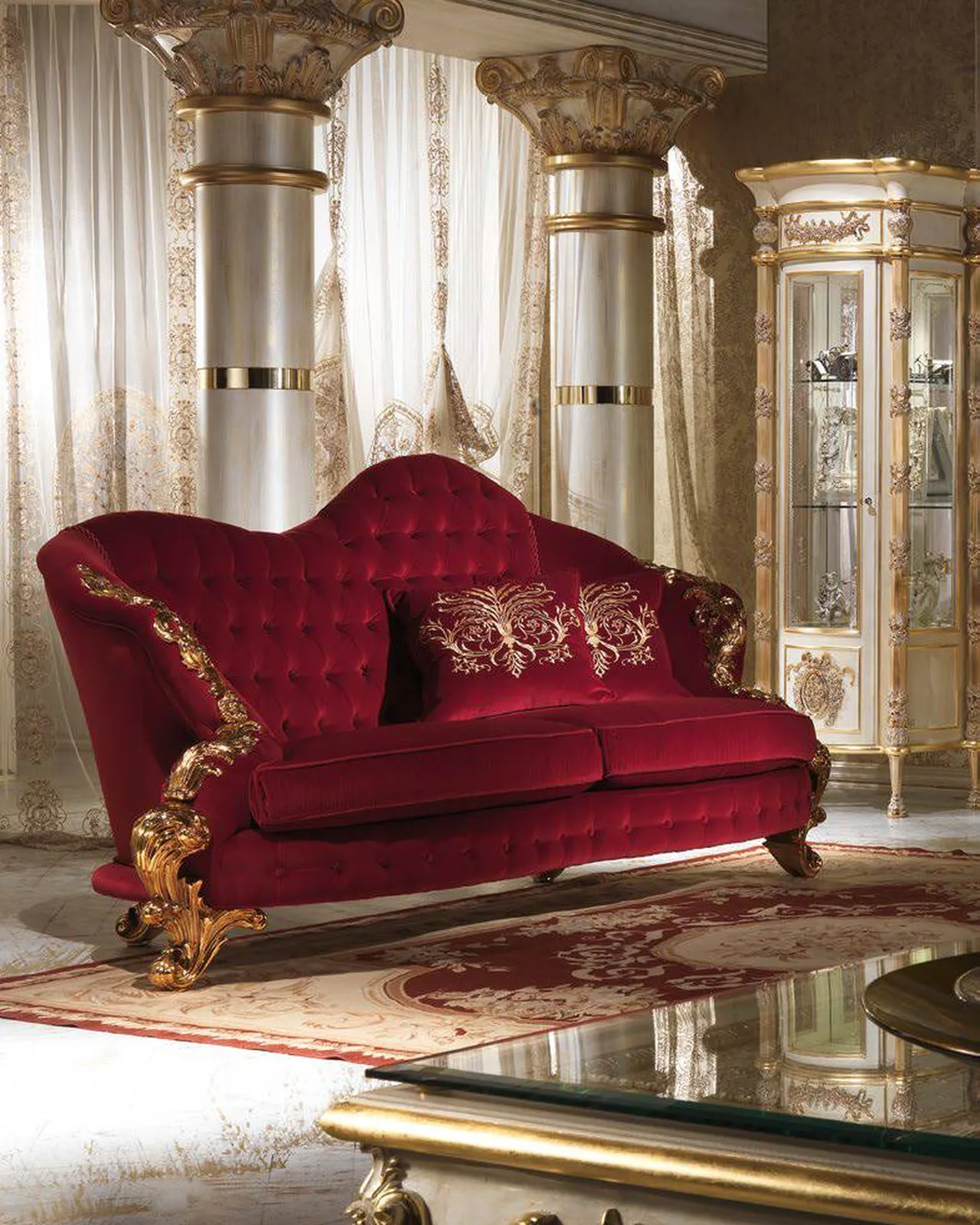 Royal Oval Mirror RY026S, Cappelletti Royal collection, classic Italian mirror in a classic living room setting, photo 2 of 2