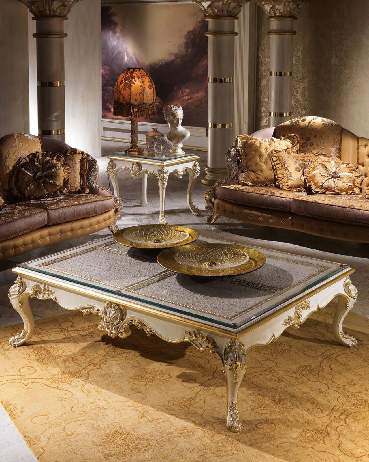 Royal Side Table RY175, Cappelletti Royal collection, classic Italian side table in a classic living room setting, photo 2 of 2