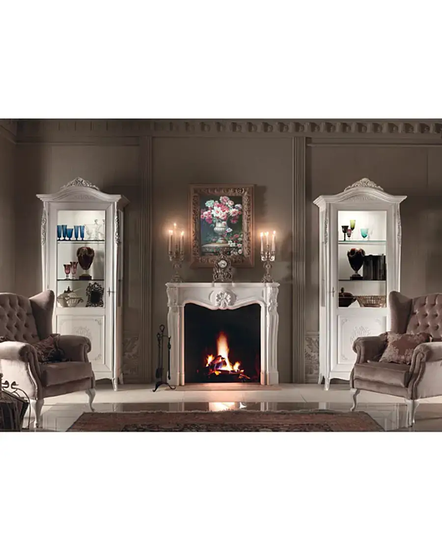 Gran Guardia Armchair 2110 by Francesco Pasi, Venetian carved furniture for the living room, in leather