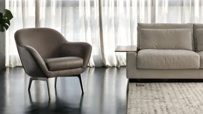 REPORT ARMCHAIR