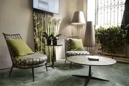 Aurora poltrona bacchettata, City tavolino rotondo iron back chair, round coffee table, oval coffee table