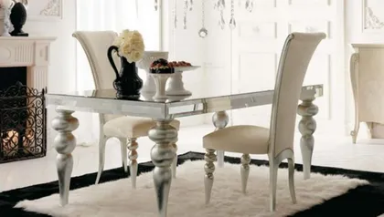 Table with side Chairs detail
