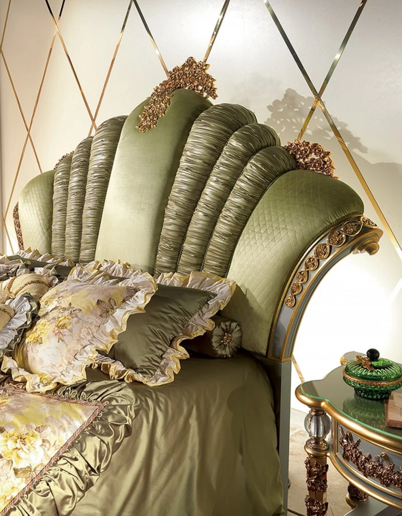 Essence Italian Bedroom Set, bedroom furniture sets from Italy, made to order