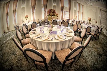 Round Wedding Tablecloths Rome 00118 - White Cotton Tablecloth